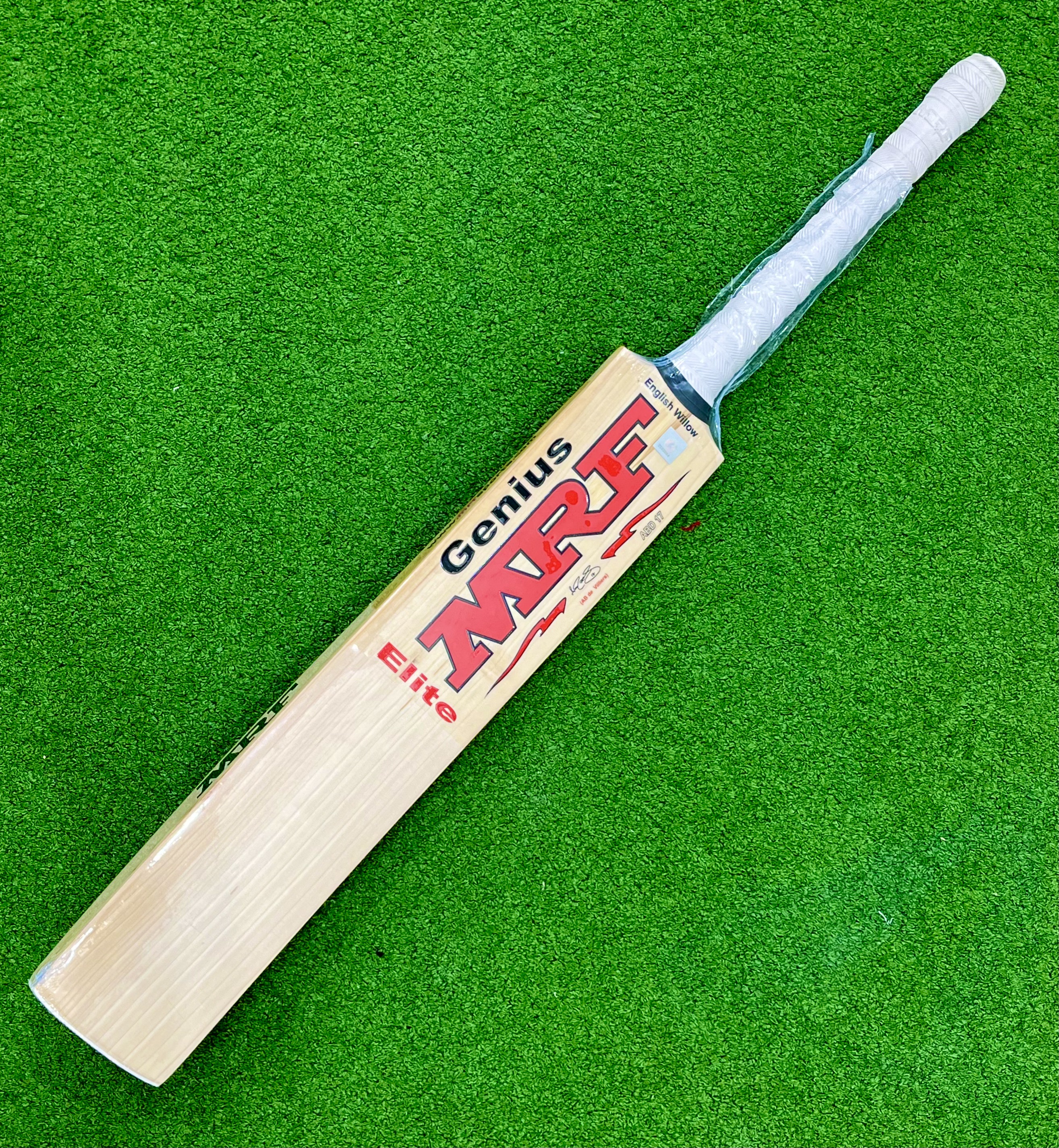 MRF Elite Ew Cricket Bat_678fdb6d154df.jpg
